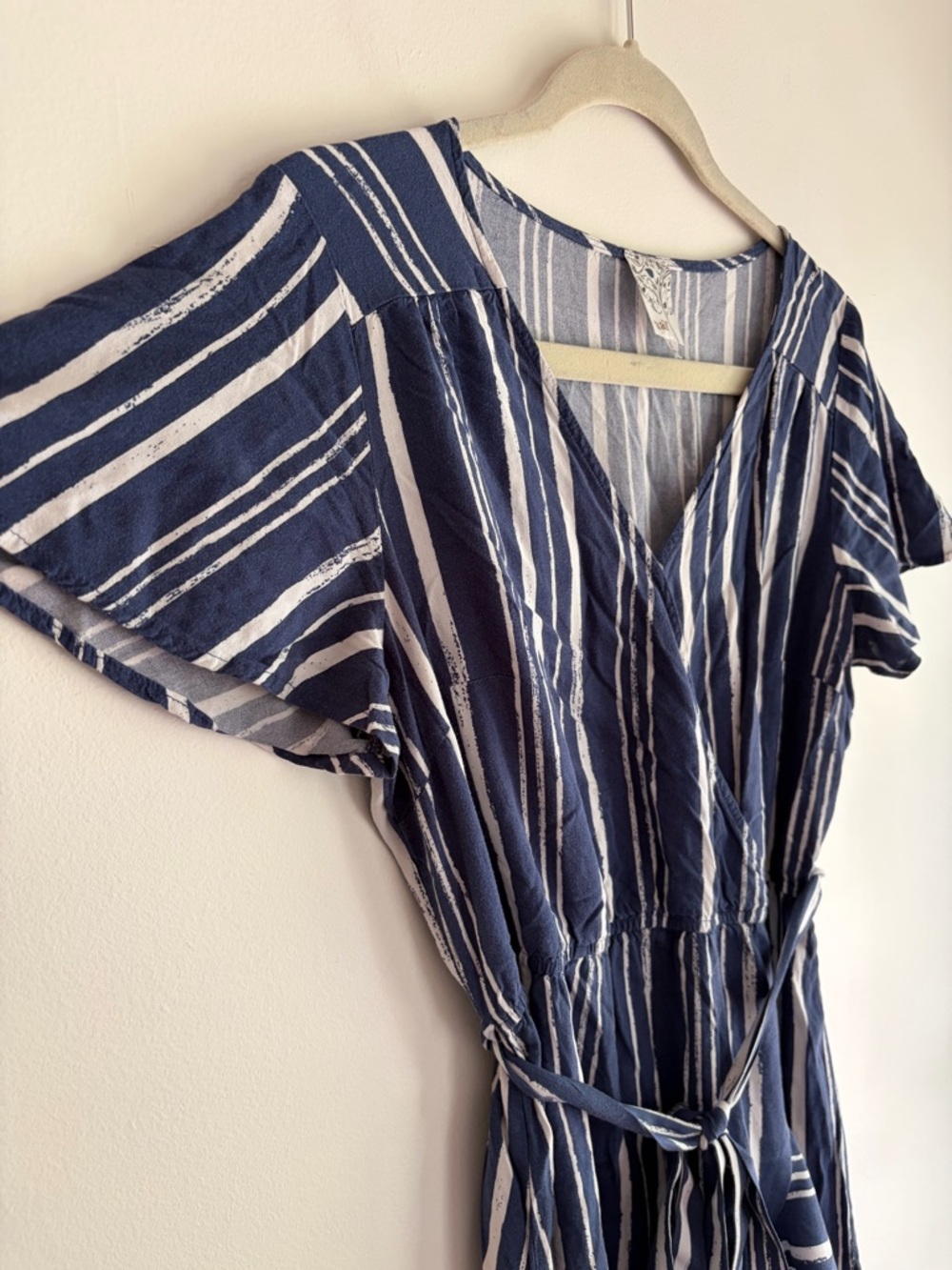 Naif Navy Blue and White Striped Wrap Front Belted Ruffle Dress Size L - Picture 2 of 7